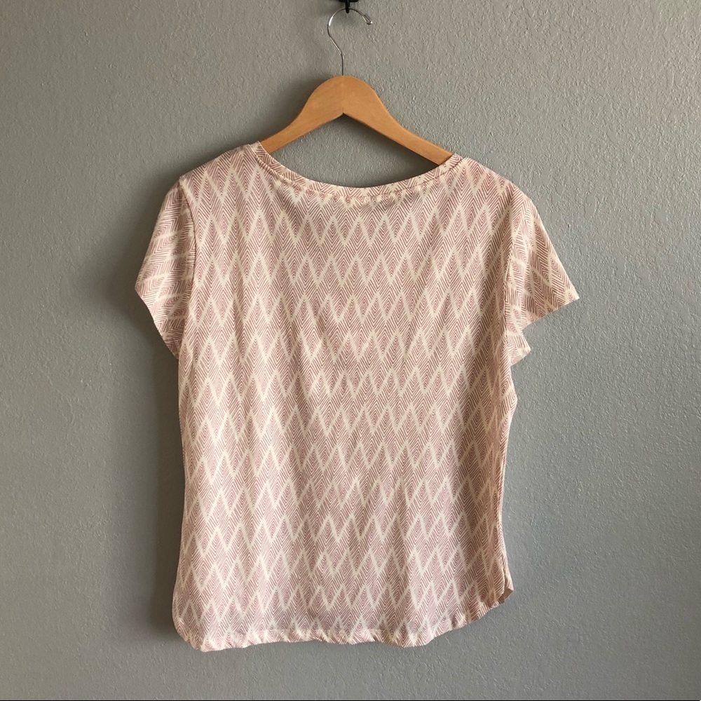 *SOLD* Patterned Tee - Picture 2 of 3